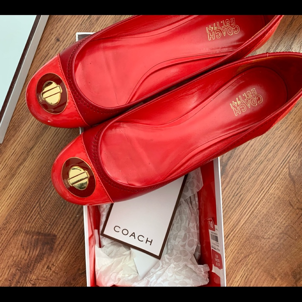 Coach red patent leather ballet flat Shanon KDSKN 8.5 M